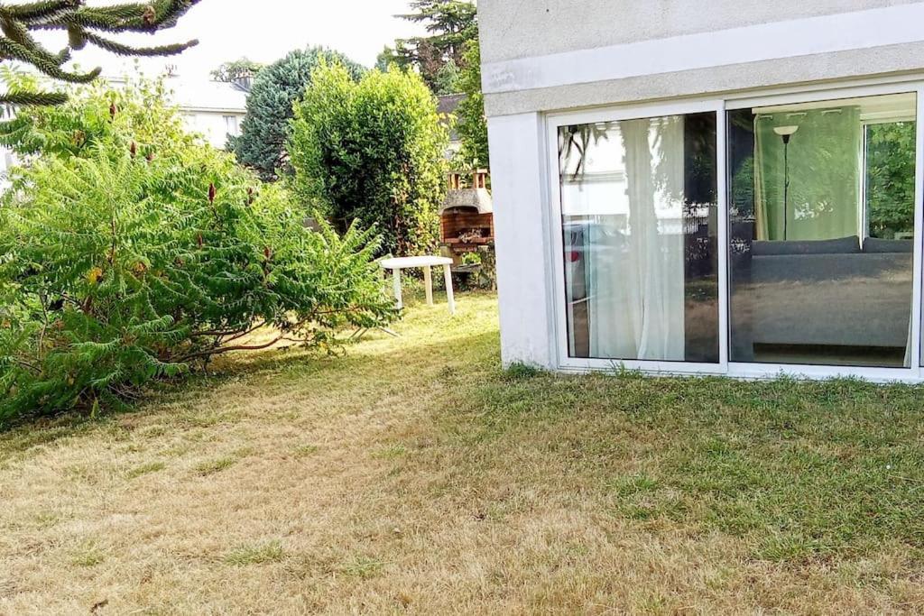 Charmant Loft Avec Jardin Pres Du Centre Ville Amboise Exterior foto